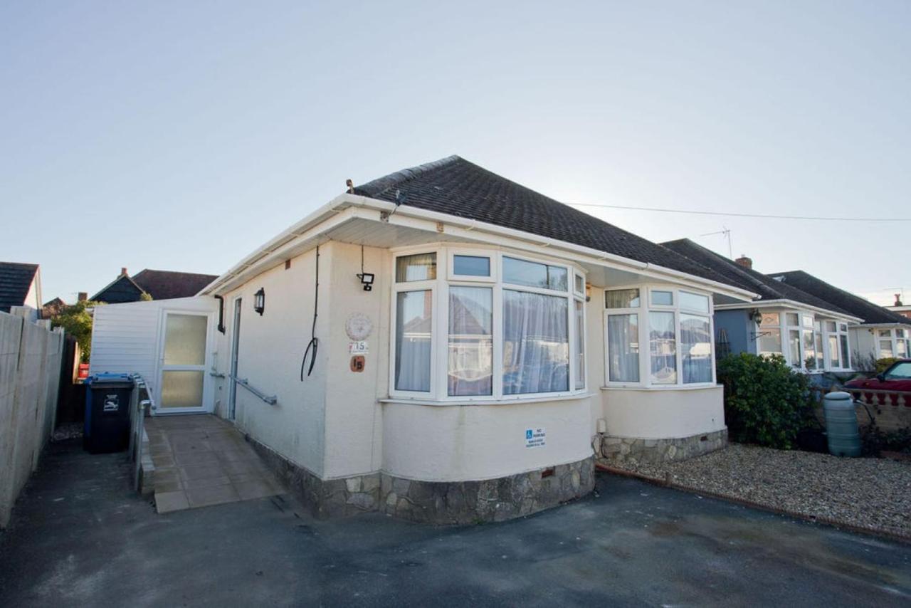 Hilda'S Retreat Accessible Wheel Chair Friendly With Hoist Poole Exterior photo